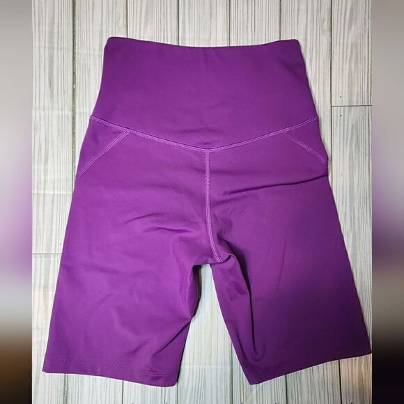 Girlfriend Collective Plum High Rise Bike Shorts Size Xsmall - Picture 4 of 10